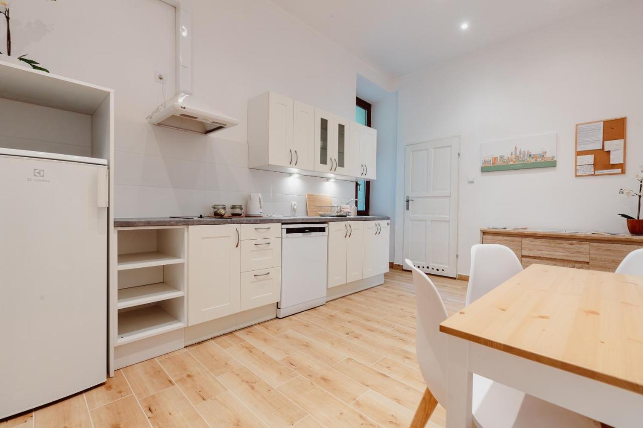 Atticus Apartments Cracovia Exterior foto