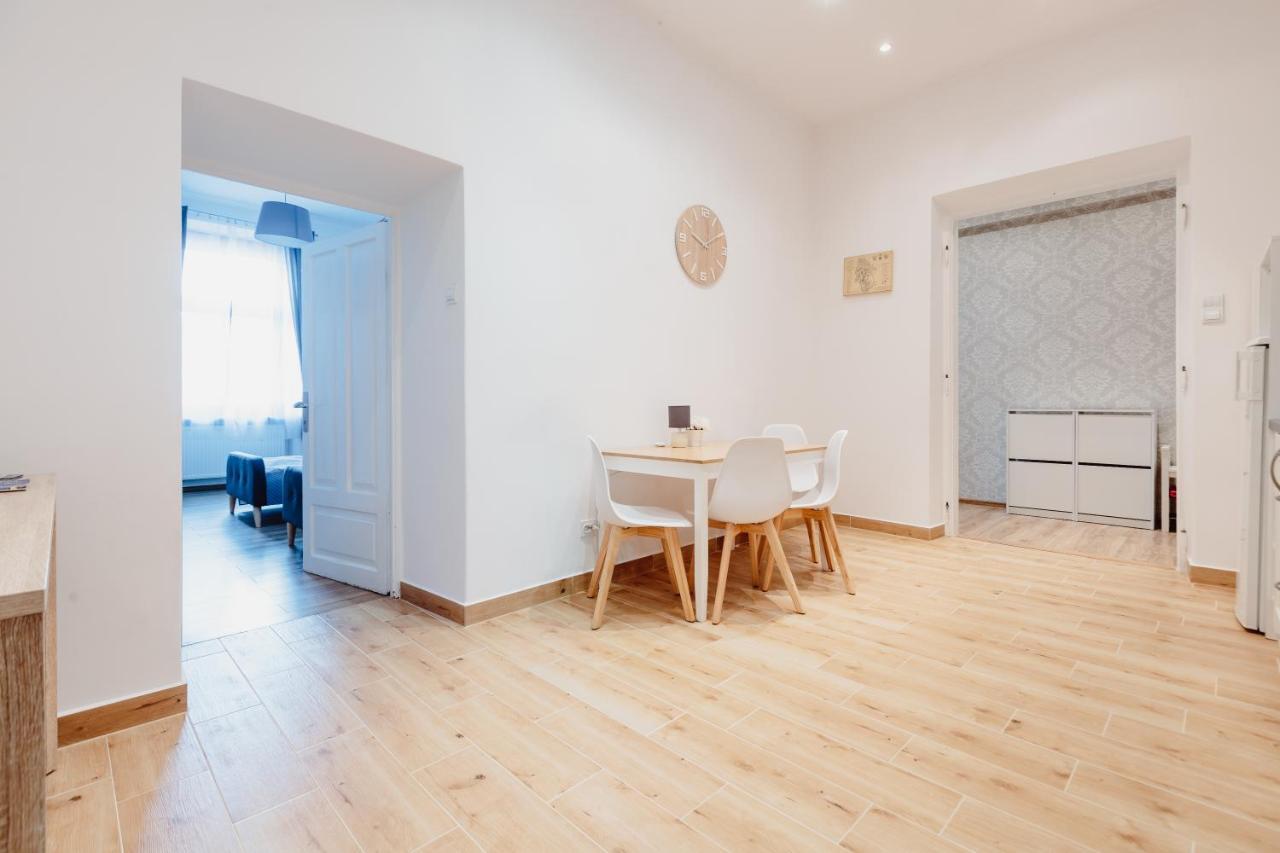 Atticus Apartments Cracovia Exterior foto