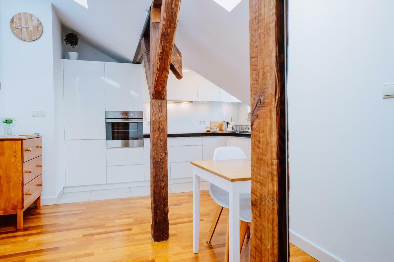 Atticus Apartments Cracovia Exterior foto
